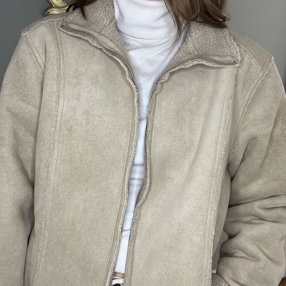 Vintage Izod women’s faux suede, Sherpa lined jacket Size large - Picture 3 of 12